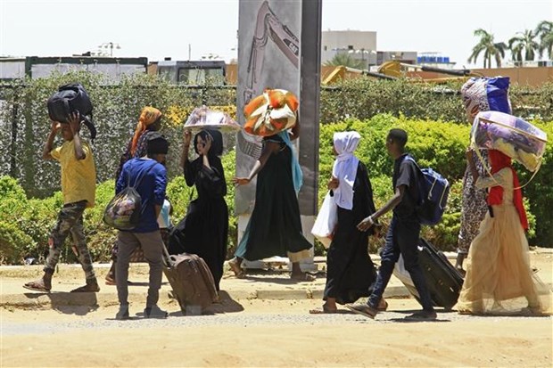 UNHCR: Hon 500.000 nguoi da chay tron khoi cuoc xung dot o Sudan hinh anh 1