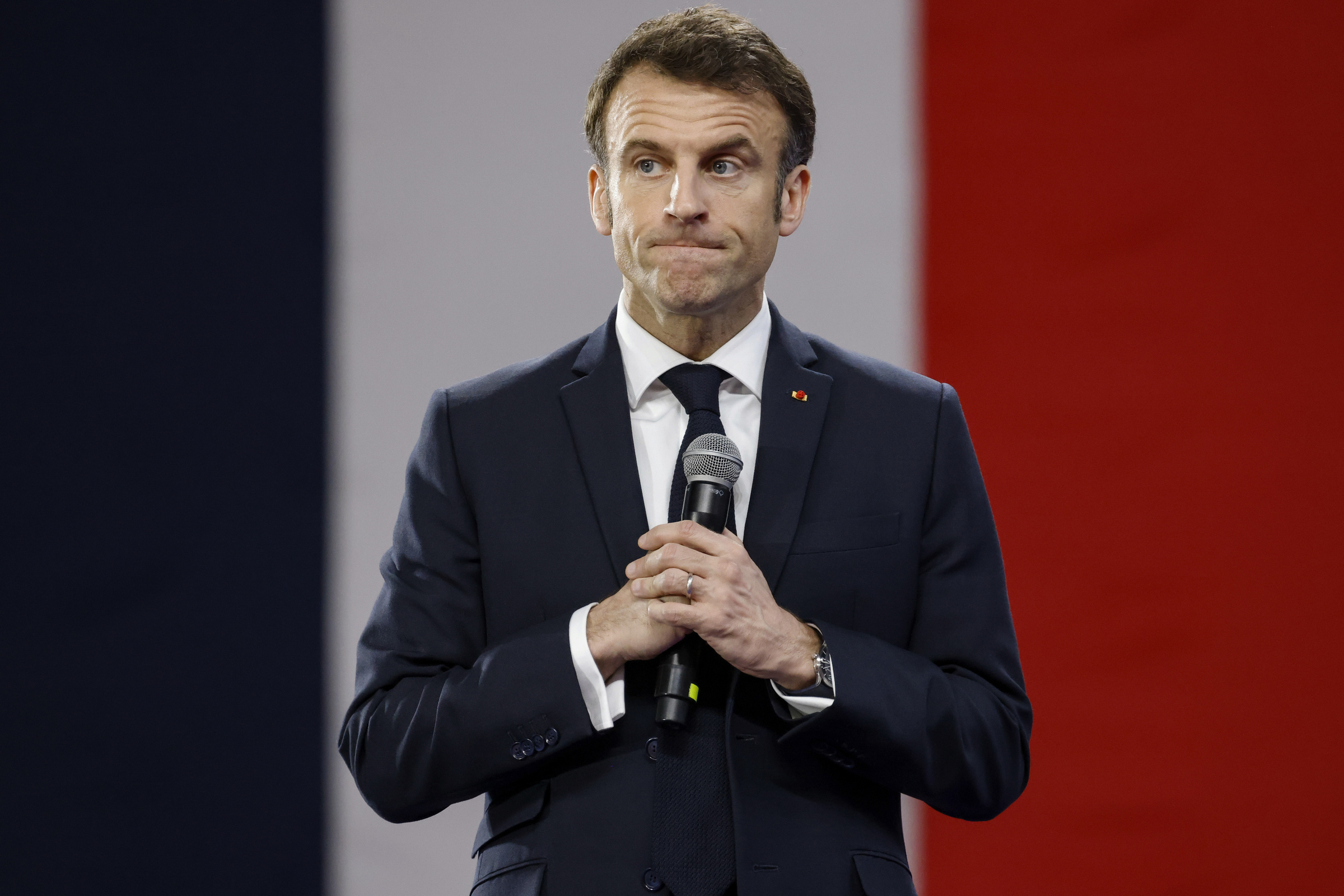 Tổng thống Pháp Emmanuel Macron phát biểu tại Quảng Châu, tỉnh Quảng Đông ngày 7/4. Ảnh: AFP