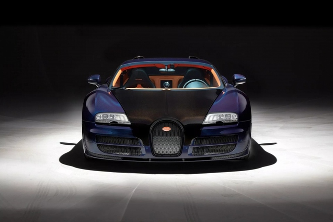 Chiêm ngưỡng “biệt thự di động” Bugatti Veyron Grand Sport Vitesse cực bóng bẩy- Ảnh 3.