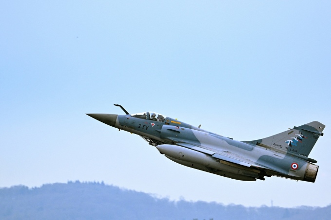 Chiến đấu cơ Mirage 2000-5F cất cánh từ căn cứ không quân Luxeuil-Saint Sauveur tại Saint-Sauveur, miền đông Pháp hồi tháng 3/2022. Ảnh: AFP