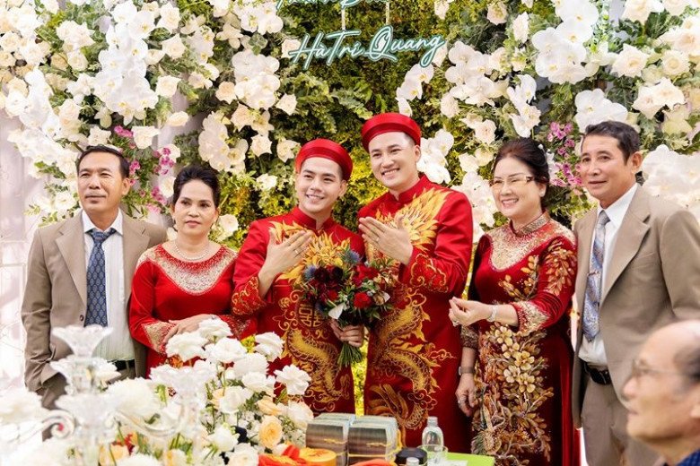 Hà Trí Quang và Thanh Đoàn tổ chức lễ ăn hỏi, dự định làm đám cưới ở 3 nơi.