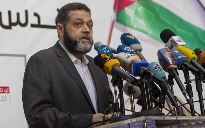 Người phát ngôn Hamas tại Lebanon Osama Hamdan tham dự sự kiện ở Beirut vào năm 2021. Ảnh: AP