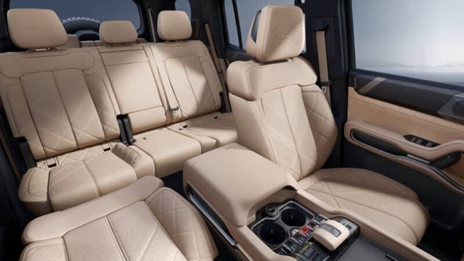 SUV mới của BYD đấu G-Class có thêm thông tin ‘hot’: Giá quy đổi 1,75 tỷ đồng, mạnh 939 mã lực khủng hơn siêu xe, 3 màn hình siêu lớn- Ảnh 6.