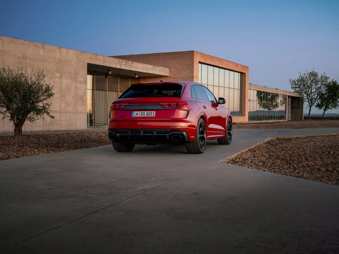 Audi RS Q8 2025 ra mắt: SUV mạnh nhất của hãng, chưa bán đã kịp lập kỷ lục này- Ảnh 6.