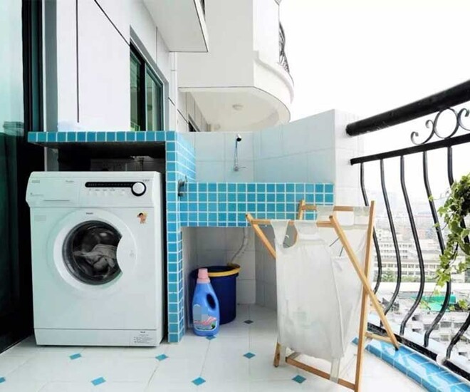 Ngày càng nhiều người không đặt máy giặt ở ban công, 5 thiết kế này giúp nâng tầm không gian sống, vừa đẹp vừa tiện - 1