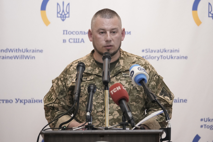 Phó chánh văn phòng Tổng thống Ukraine, Pavlo Palisa, trong cuộc họp báo tại đại sứ quán Ukraine ở Mỹ ngày 4/6. Ảnh: AFP