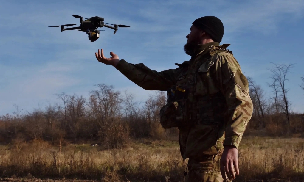 Lính Ukraine triển khai drone FPV trong buổi huấn luyện tại tỉnh Zaporizhzhia tháng 11/2024. Ảnh: Lữ đoàn Cơ giới số 65 Ukraine