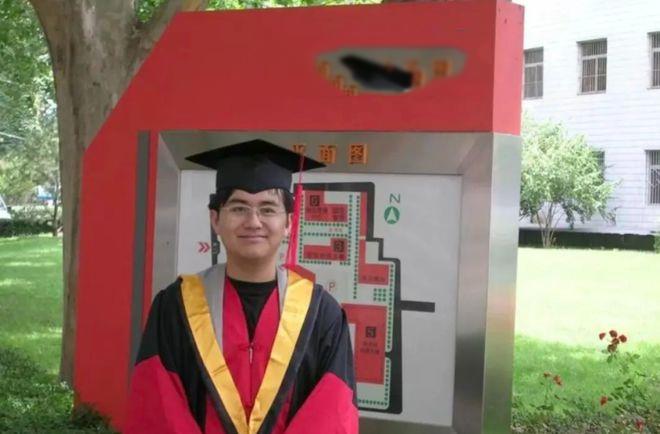 Triệu Hân Bồi khẳng định máy tính và công nghệ mới là sân chơi của mình.