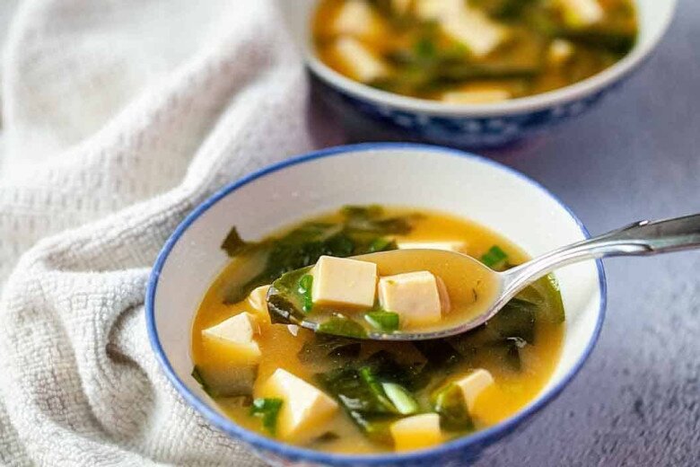 Súp miso rong biển cũng được xem là bí quyết sống thọ của người Nhật. (Ảnh minh họa).
