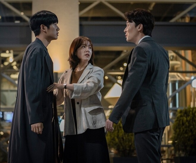 Tôi và vợ cũ ly hôn vì cô ấy ngoại tình. (Ảnh minh họa)