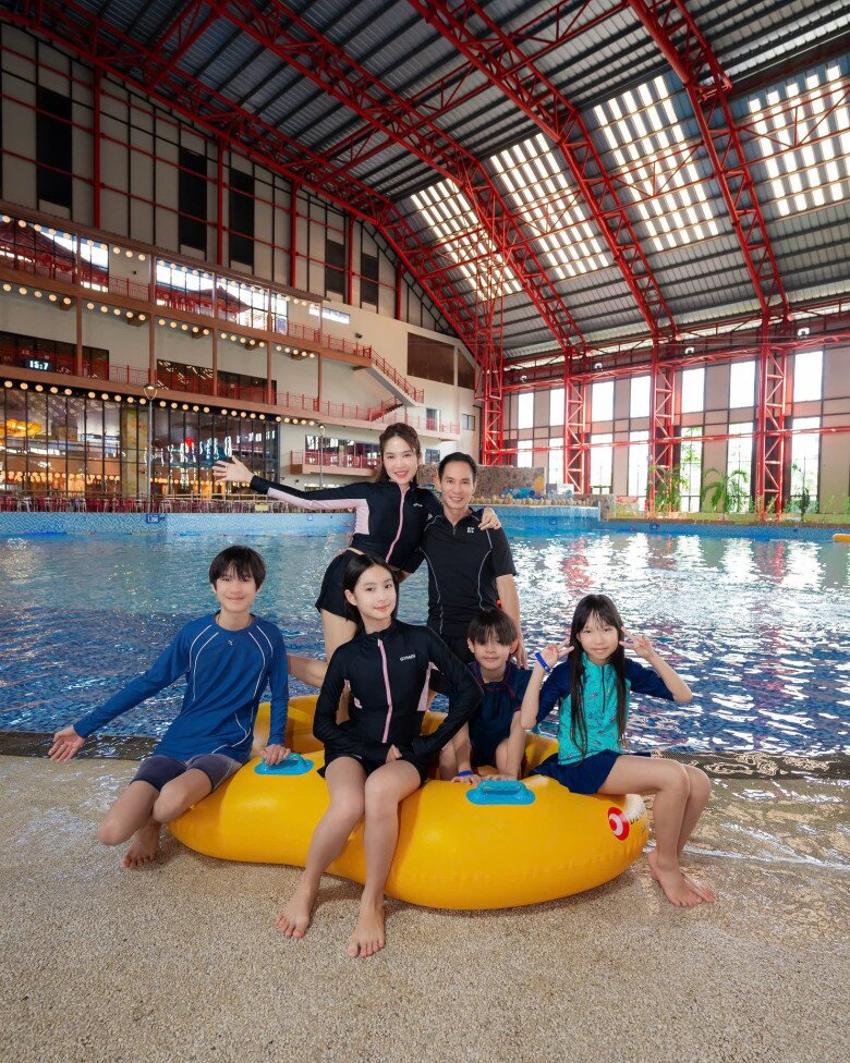 Lý Hải và Minh Hà không cố gắng dành dụm tiền cho các con.