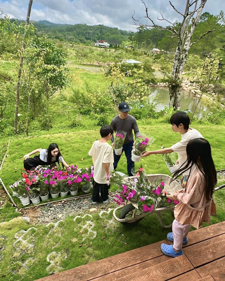 Vợ chồng Lý Hải và Minh Hà tậu trang trại cả nghìn m2.