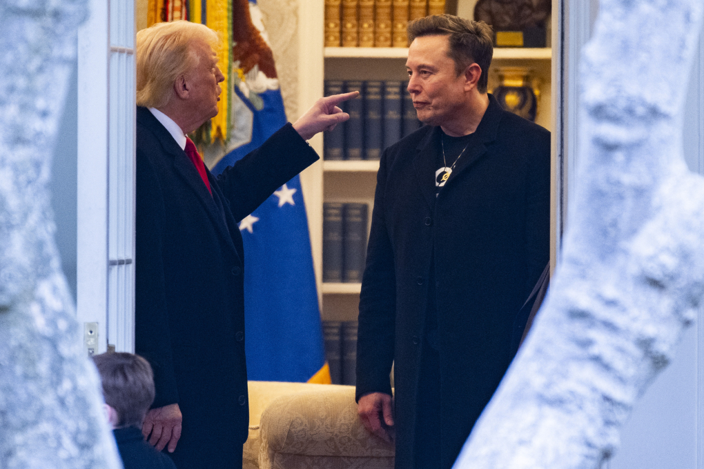 Tổng thống Mỹ Donald Trump (trái) và tỷ phú Elon Musk tại Nhà Trắng ngày 14/3. Ảnh: AFP