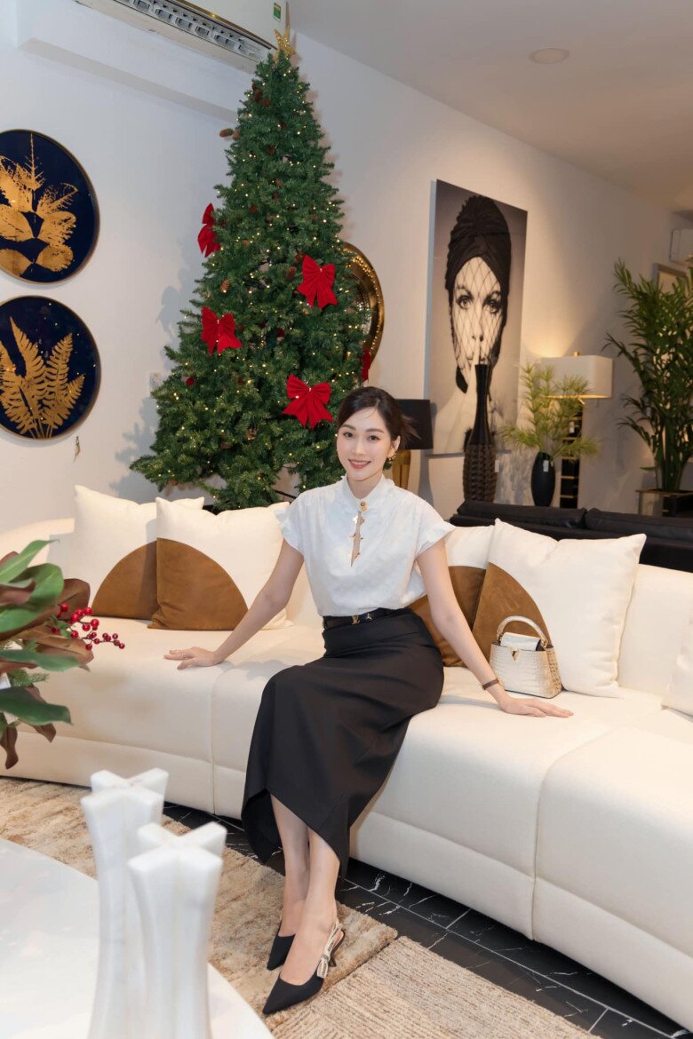 10 công thức phối váy dài đẹp bất bại của các nàng dâu hào môn: Nàng “nấm lùn” hay mũm mĩm đều có thể tham khảo - 6