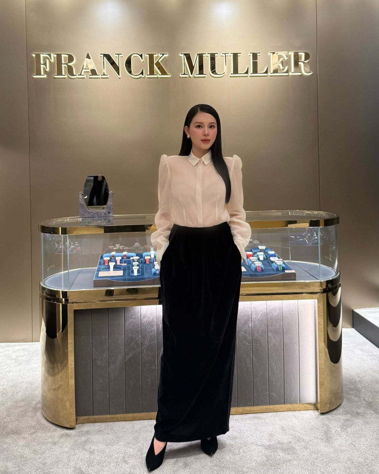 10 công thức phối váy dài đẹp bất bại của các nàng dâu hào môn: Nàng “nấm lùn” hay mũm mĩm đều có thể tham khảo - 8