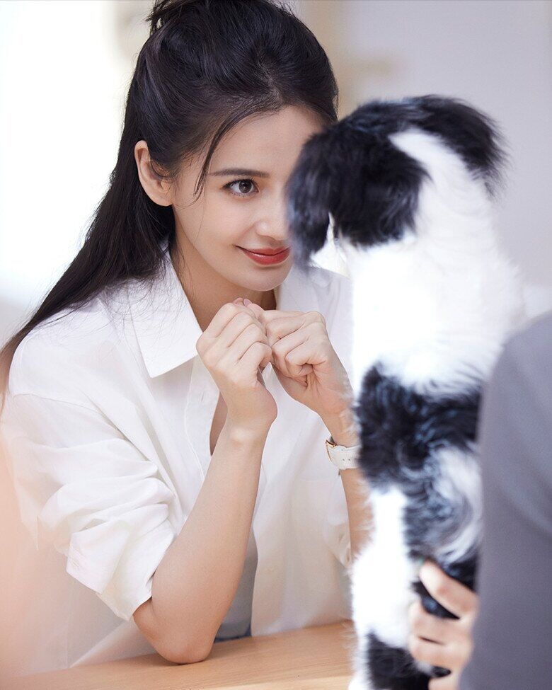 4 mỹ nhân cưới rình rang 2015: 10 năm sau người bỏ chồng vẫn trẻ như gái 20, người 3 con ngày càng nóng bỏng - 3