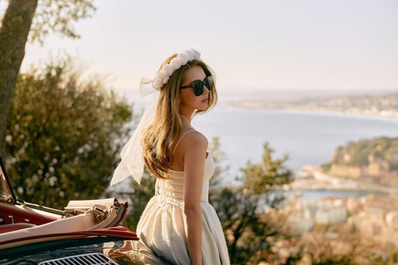 4 mỹ nhân cưới rình rang 2015: 10 năm sau người bỏ chồng vẫn trẻ như gái 20, người 3 con ngày càng nóng bỏng - 9