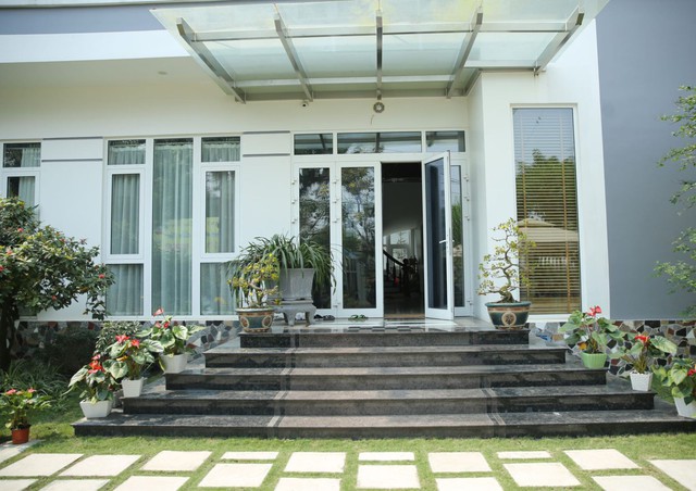 Bậc thềm nhà là một cấu trúc quan trọng.