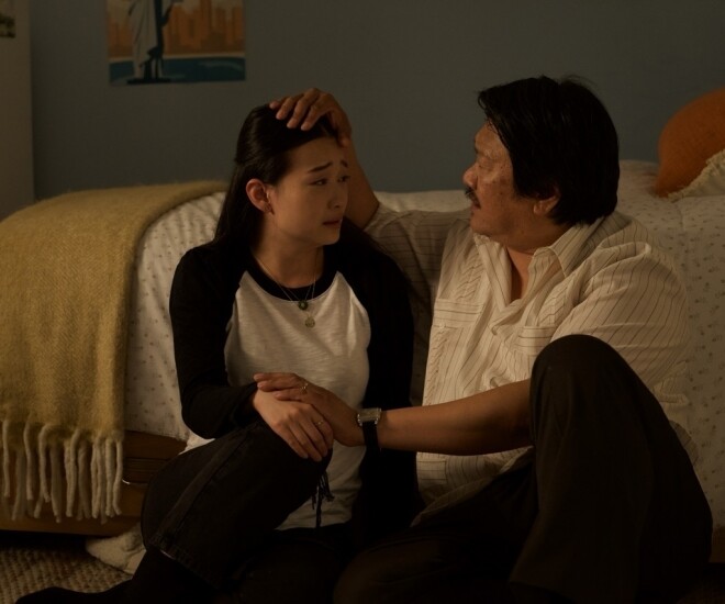 Bố dượng đối xử với tôi rất tốt, luôn xem tôi như con gái ruột. (Ảnh minh họa)