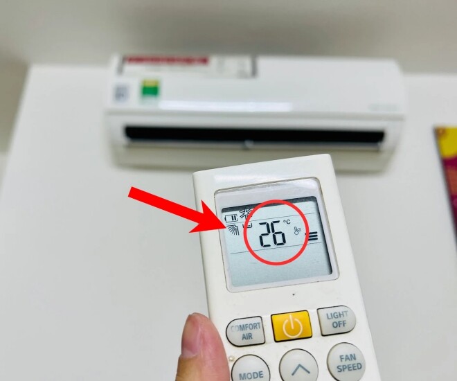 Tại sao bật điều hòa ở 26°C lại có mùi hôi, còn 25°C thì không? Hóa ra nguyên nhân là đây - 1