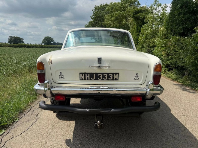 Rolls-Royce 'xin' gầm Mitsubishi để off-road, 1 bình xăng chạy tới 2.000km, giá quy đổi chỉ hơn 600 triệu- Ảnh 11.