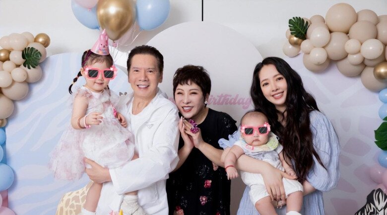 Con dâu amp;#34;trùm xã hội đenamp;#34; được tặng 172 tỷ khi sinh con gái, giờ nắm luôn quyền thừa kế của chồng - 9