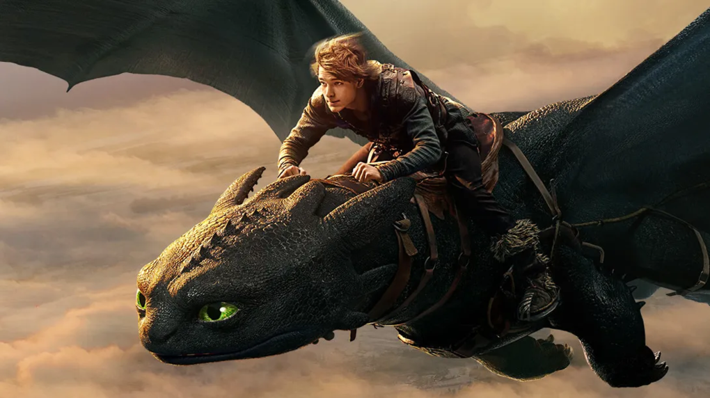 Cảnh Hiccup cưỡi rồng Toothless trong phim Bí kíp luyện rồng. Ảnh: Universal Pictures
