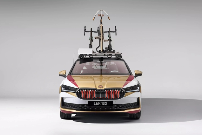 Chiếc Skoda này trông rất sedan nhưng thực chất là bán tải: Mạnh hơn 200hp, thùng kéo dài ra được, chở vài chiếc xe đạp cùng lúc- Ảnh 3.