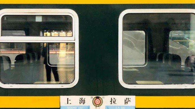 Chuyến tàu chạy hơn 4.000km qua 15 thành phố, đi mất gần 2 ngày: Du khách nhận xét 