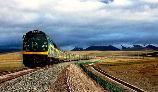 Chuyến tàu chạy hơn 4.000km qua 15 thành phố, đi mất gần 2 ngày: Du khách nhận xét 