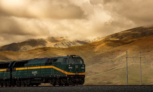 Chuyến tàu chạy hơn 4.000km qua 15 thành phố, đi mất gần 2 ngày: Du khách nhận xét 