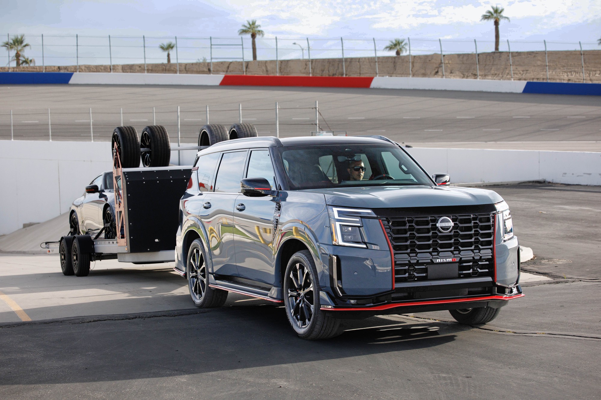 Ảnh thực tế Nissan Patrol bản thể thao vừa ra mắt: Bodykit hầm hố, động cơ gần 500 mã nhưng không còn 'cửa' về Việt Nam- Ảnh 3.