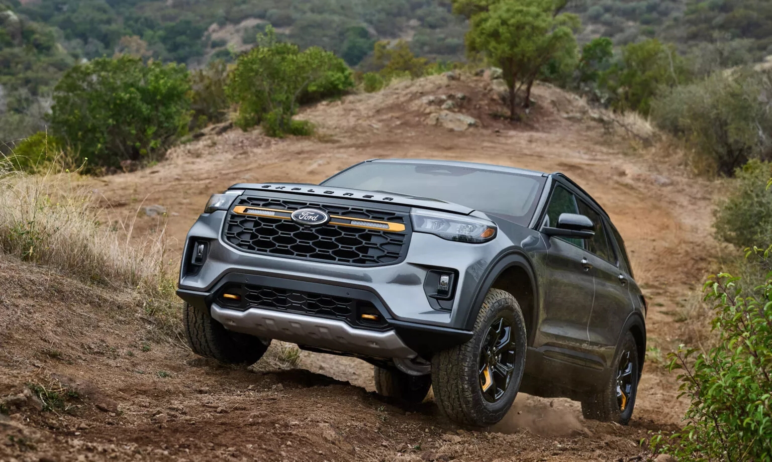 Ford Explorer 2026 thêm bản 'off-road đỉnh nhất từ trước đến nay': Ngoại hình hầm hố hơn, một loạt 'đồ chơi' quăng quật địa hình, mạnh tới 400 mã lực- Ảnh 4.