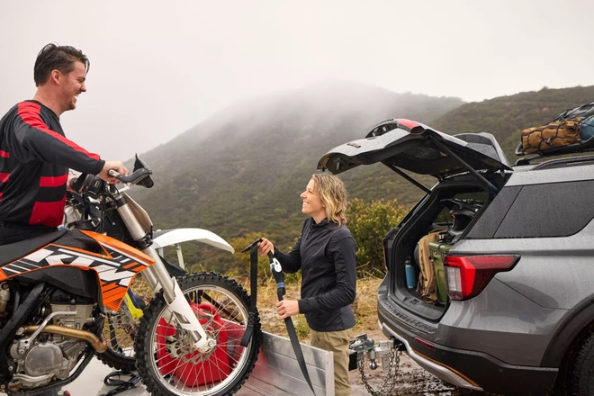 Ford Explorer 2026 thêm bản 'off-road đỉnh nhất từ trước đến nay': Ngoại hình hầm hố hơn, một loạt 'đồ chơi' quăng quật địa hình, mạnh tới 400 mã lực- Ảnh 8.