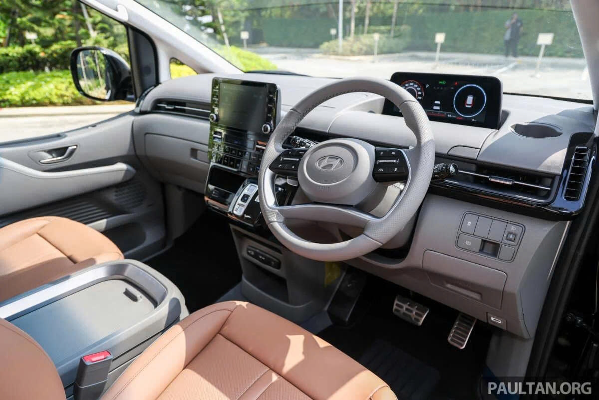 Hyundai Staria 2025 chuẩn bị ra mắt: Bản 7 chỗ cao cấp trở lại, bản 10 chỗ giữ nguyên- Ảnh 6. Hyundai Staria 2025 chuẩn bị ra mắt: Bản 7 chỗ cao cấp trở lại, bản 10 chỗ giữ nguyên- Ảnh 6.