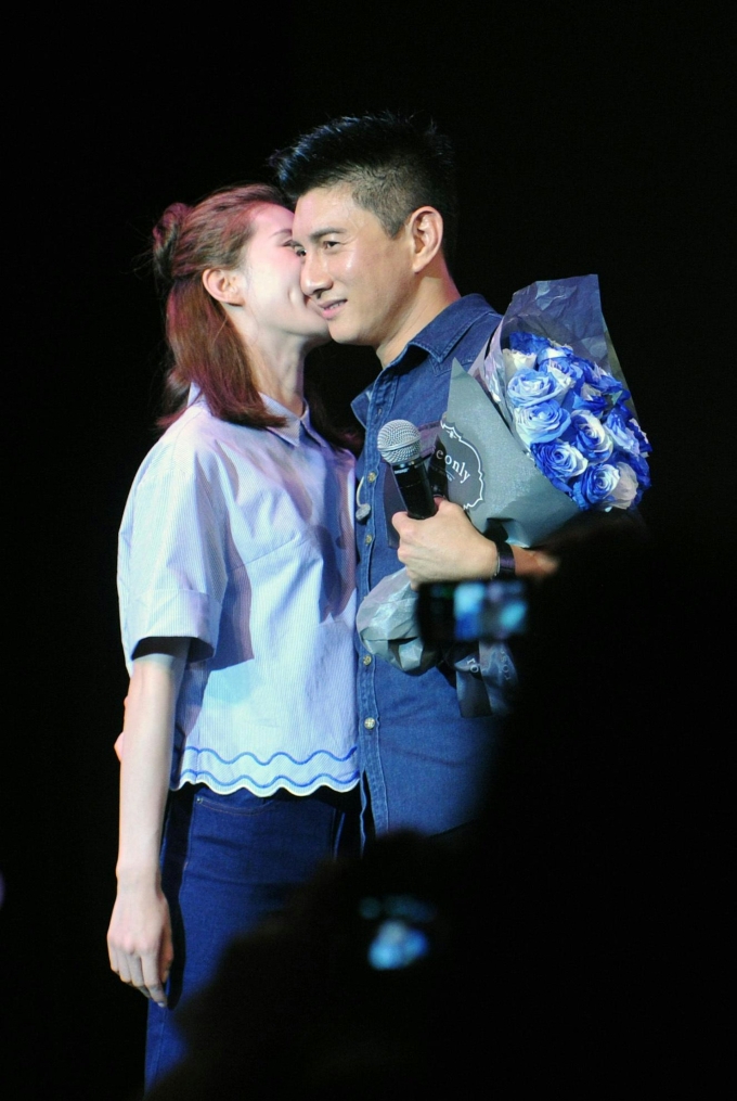 Lưu Thi Thi, Ngô Kỳ Long nổi tiếng hàng đầu giới sao Hoa ngữ. Ảnh: HK01