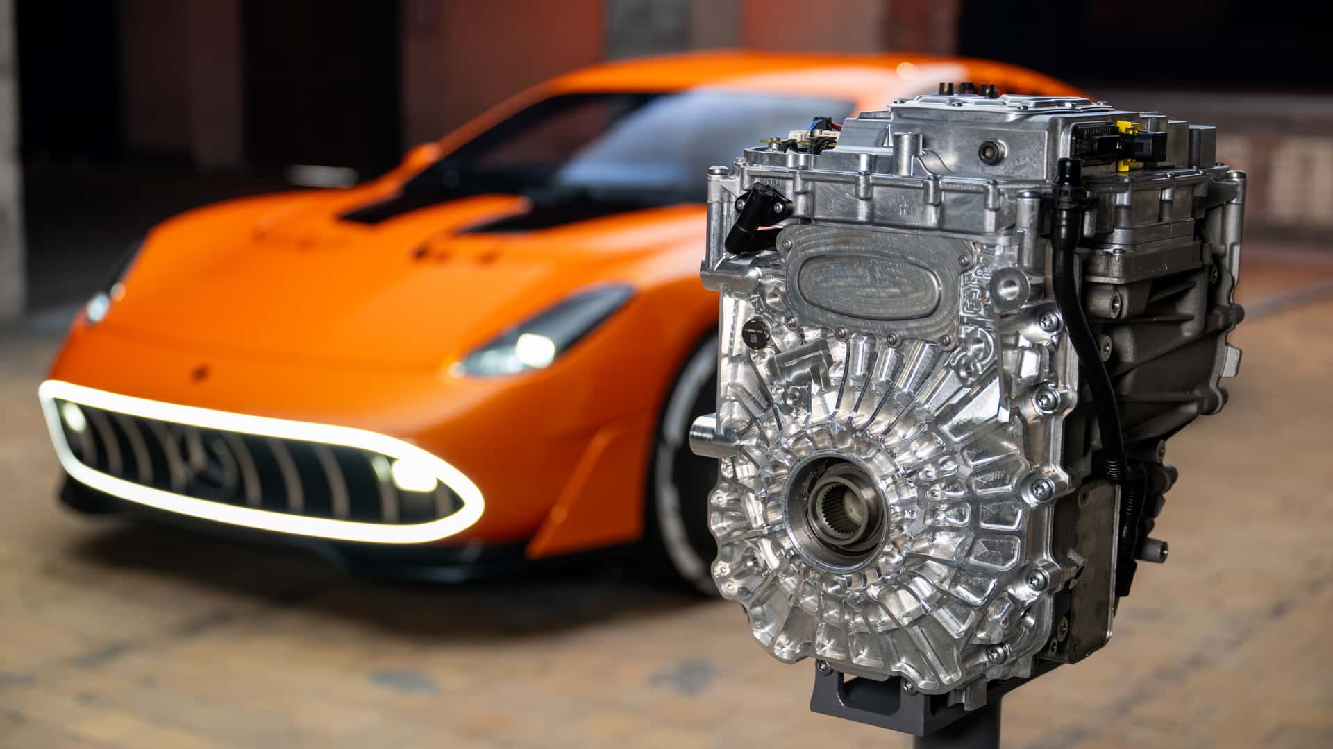 Mercedes-AMG GT đời mới này gắn loa ở đèn pha để giả một thứ tiếng mà fan xe xăng yêu thích- Ảnh 3.