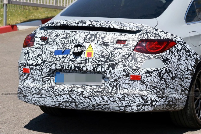 Lộ ảnh Mercedes-AMG CLA 45 thế hệ mới: Động cơ điện mạnh 500 mã lực, chạy 644km/sạc, có chi tiết như siêu xe- Ảnh 2.