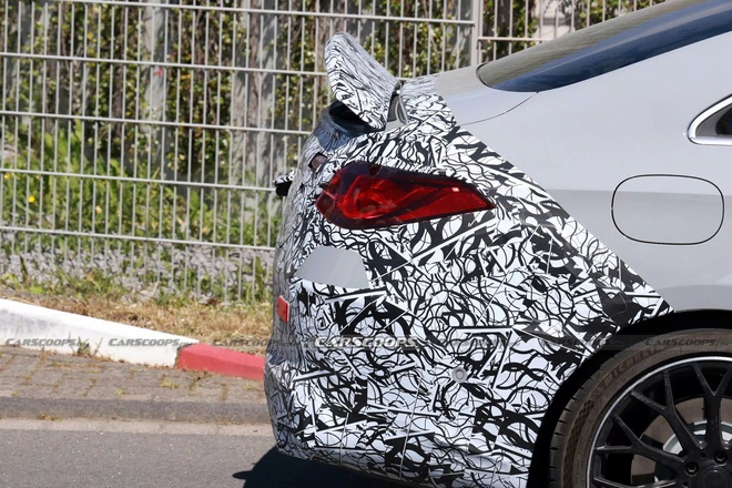 Lộ ảnh Mercedes-AMG CLA 45 thế hệ mới: Động cơ điện mạnh 500 mã lực, chạy 644km/sạc, có chi tiết như siêu xe- Ảnh 3.