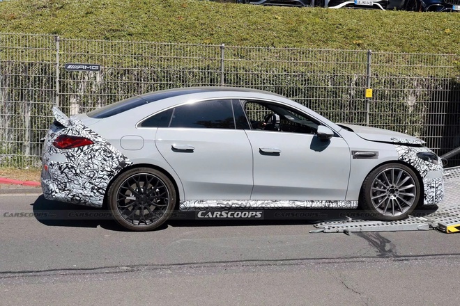 Lộ ảnh Mercedes-AMG CLA 45 thế hệ mới: Động cơ điện mạnh 500 mã lực, chạy 644km/sạc, có chi tiết như siêu xe- Ảnh 5.