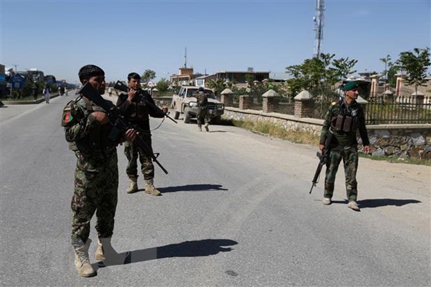 Afghanistan: Phien quan Taliban tan cong thanh pho Ghazni hinh anh 1