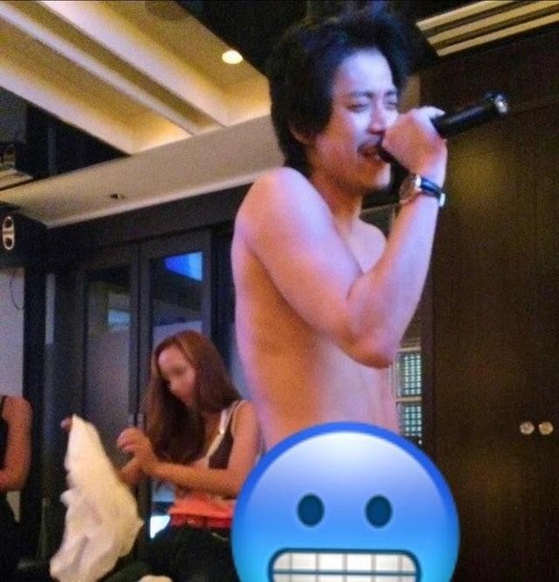 Tài tử Nhật Bản lộ ảnh khỏa thân thác loạn trong quán karaoke  - Ảnh 2.