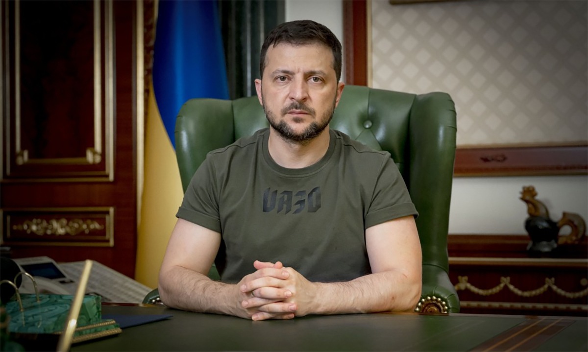 Tổng thống Ukraine Volodymyr Zelensky tại văn phòng ngày 5/7. Ảnh:OPU.