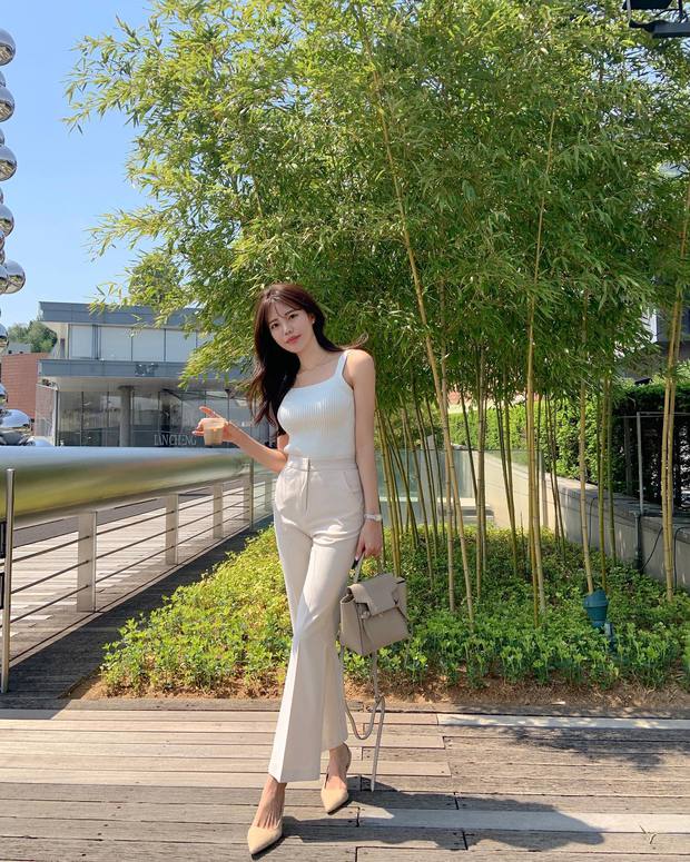 Quần trắng dễ mặc nhưng tinh tế nhất là diện theo 14 cách sau đây - Ảnh 10.