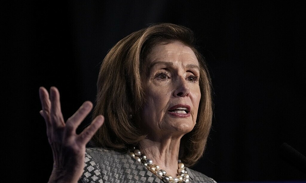 Chủ tịch Hạ viện Mỹ Nancy Pelosi dự một hội nghị ở thủ đô Washington hôm 5/4. Ảnh: AFP.