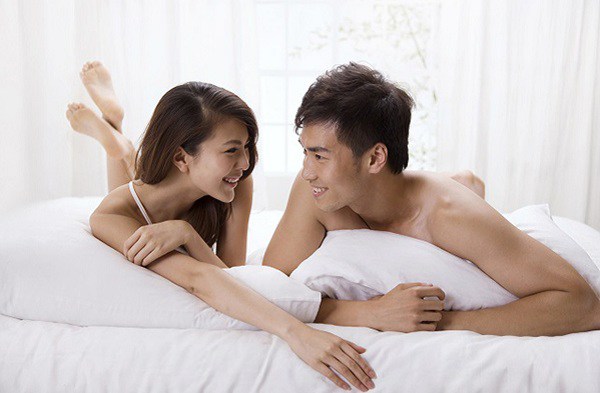 5 dấu hiệu vợ chồng thỏa mãn nhau chuyện chăn gối, ai có 3/5 thì quá mừng - 3