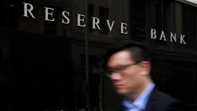 The Reserve Bank has paused interest rate rises for the second time in 14 meetings. (Dan Himbrechts/AAP PHOTOS)