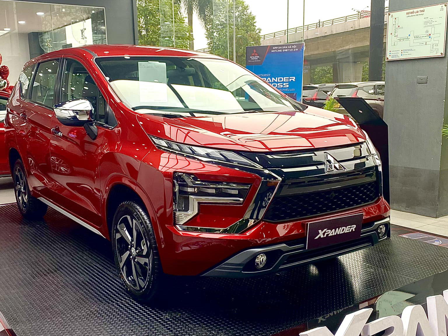 Mitsubishi Việt Nam chơi lớn: Xpander Cross giảm gần 70 triệu đe nẹt BR-V, Pajero Sport ưu đãi chưa từng có - Ảnh 2.