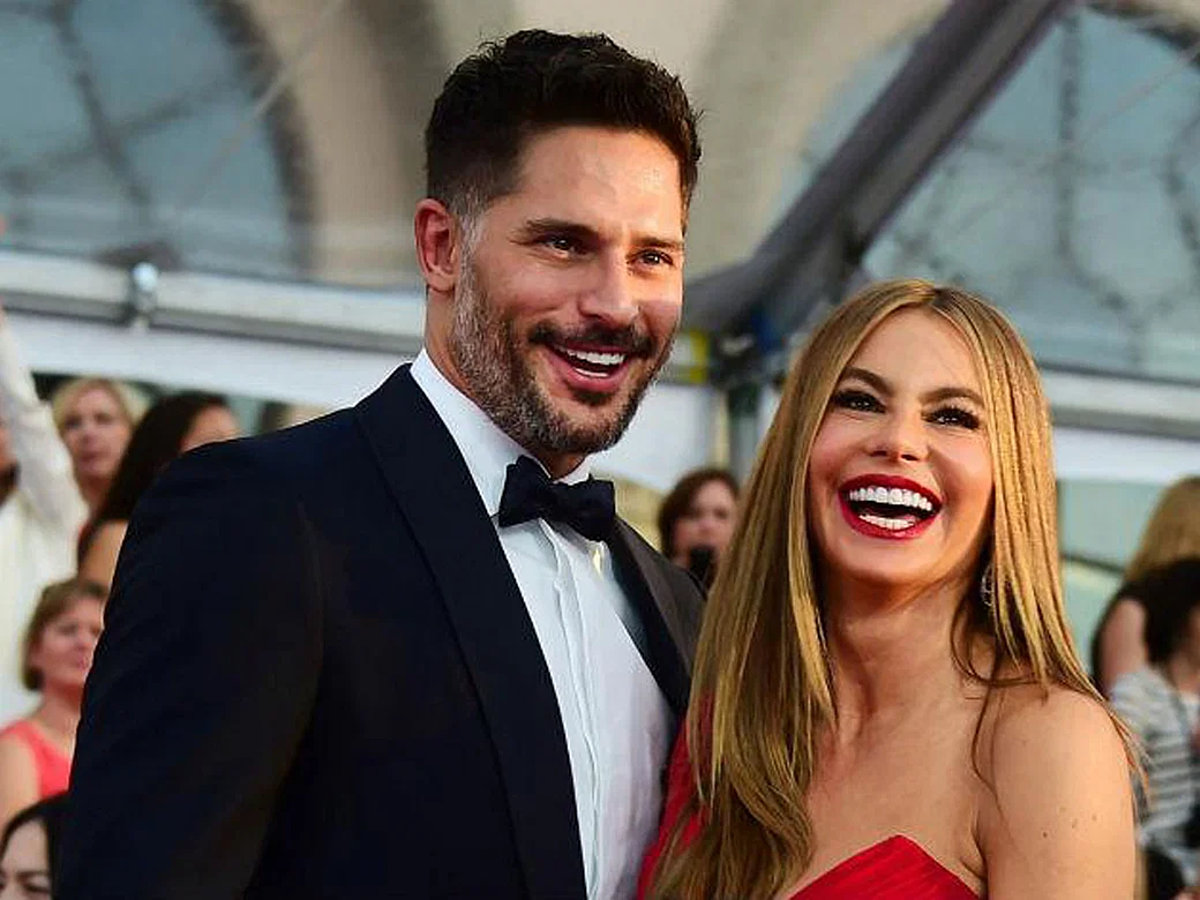 Sofia Vergara (phải) và Joe Manganiello lúc còn yêu nhau. Ảnh: AFP