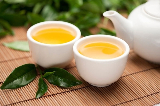 Loại trà quen thuộc với người Việt chống lão hóa tốt hơn trà đen, 3 cốc mỗi ngày giảm 36% nguy cơ mắc bệnh tim mạch - Ảnh 1.